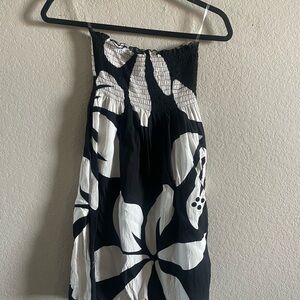 Elegant Black and White Strapless Dress